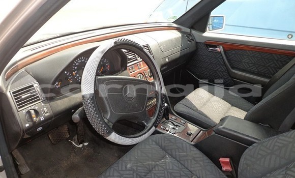 Buy Used Mercedes-Benz 190 Silver Car in Yenagoa in Bayelsa State Buy Used Mercedes-Benz 190 Silver Car in Yenagoa in Bayelsa State