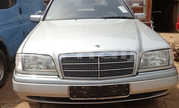 Buy Used Mercedes-Benz 190 Silver Car in Yenagoa in Bayelsa State Buy Used Mercedes-Benz 190 Silver Car in Yenagoa in Bayelsa State