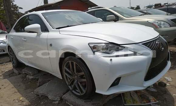 Buy Used Lexus IS White Car in Enugu–Ezike in Enugu State Buy Used Lexus IS White Car in Enugu–Ezike in Enugu State