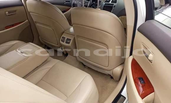 Buy Used Lexus ES White Car in Eket in Akwa Ibom State Buy Used Lexus ES White Car in Eket in Akwa Ibom State