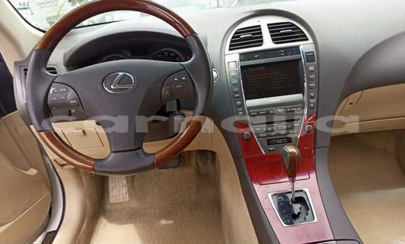 Buy Used Lexus ES White Car in Eket in Akwa Ibom State Buy Used Lexus ES White Car in Eket in Akwa Ibom State