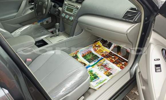 Acheter Occasion Voiture Toyota Camry Noir à Aba, État d'Abia Acheter Occasion Voiture Toyota Camry Noir à Aba, État d'Abia