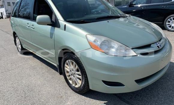 Acheter Neuf Voiture Toyota Sienna Gris à Aba, État d'Abia Acheter Neuf Voiture Toyota Sienna Gris à Aba, État d'Abia