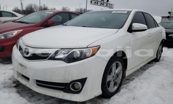 Acheter Neuf Voiture Toyota Camry (Japan) Blanc à Port Harcourt, Rivers State Acheter Neuf Voiture Toyota Camry (Japan) Blanc à Port Harcourt, Rivers State