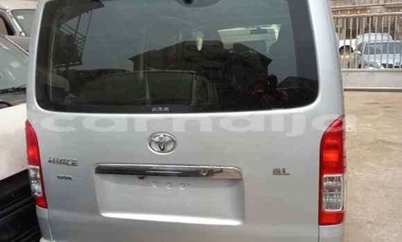 Acheter Neuf Voiture Toyota Hiace Gris à Benin City, Edo Acheter Neuf Voiture Toyota Hiace Gris à Benin City, Edo