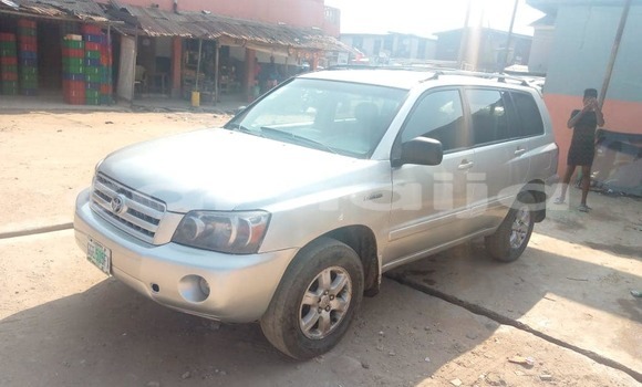Buy Used Toyota Highlander Silver Car in Aba in Abia State Buy Used Toyota Highlander Silver Car in Aba in Abia State