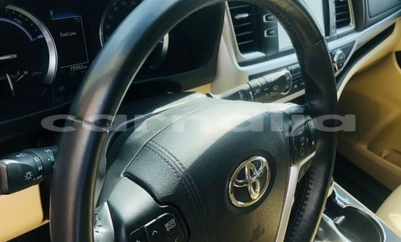 Buy Used Toyota Highlander White Car in Aba in Abia State Buy Used Toyota Highlander White Car in Aba in Abia State