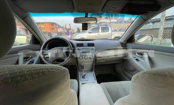 Buy Used Toyota Camry Beige Car in Aba in Abia State Buy Used Toyota Camry Beige Car in Aba in Abia State
