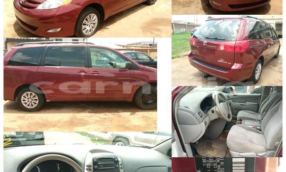 Buy Used Toyota Sienna Red Car in Aba in Abia State