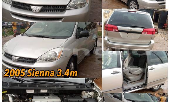 Buy Used Toyota Sienna Silver Car in Aba in Abia State Buy Used Toyota Sienna Silver Car in Aba in Abia State