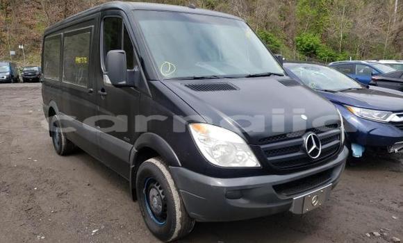 Acheter Neuf Voiture Mercedes-Benz E–Class Bleu à Benin City, Edo Acheter Neuf Voiture Mercedes-Benz E–Class Bleu à Benin City, Edo