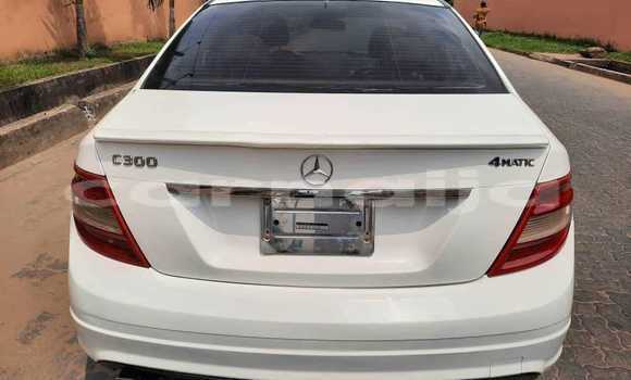 Acheter Occasion Voiture Mercedes-Benz C–Class Blanc à Aba, État d'Abia Acheter Occasion Voiture Mercedes-Benz C–Class Blanc à Aba, État d'Abia