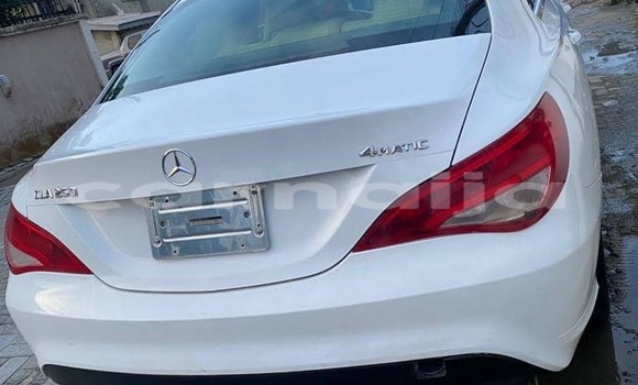 Acheter Occasion Voiture Mercedes-Benz CLA-klasse Blanc à Aba, État d'Abia Acheter Occasion Voiture Mercedes-Benz CLA-klasse Blanc à Aba, État d'Abia