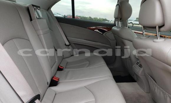 Acheter Import Voiture Mercedes-Benz E–Class Blanc à Daura, Katsina Acheter Import Voiture Mercedes-Benz E–Class Blanc à Daura, Katsina