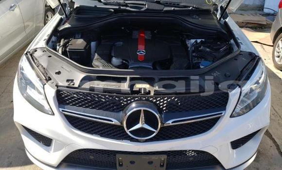 Buy New Mercedes-Benz 300–Series Black Car in Anambra in Anambra Buy New Mercedes-Benz 300–Series Black Car in Anambra in Anambra