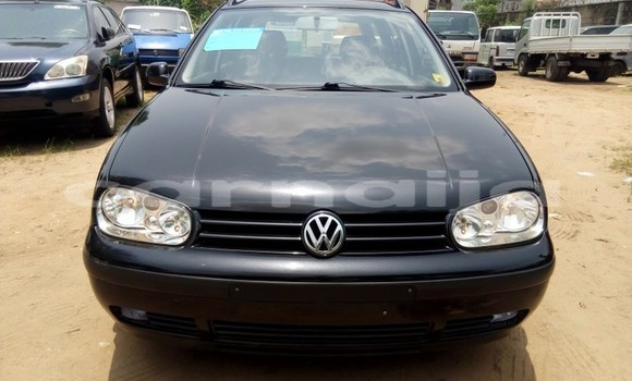 Acheter Neuf Voiture Geo Storm Beige à Bénin, Edo Acheter Neuf Voiture Geo Storm Beige à Bénin, Edo