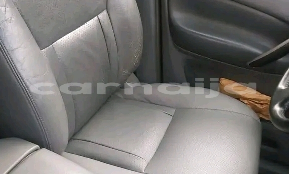 Buy Used Toyota RAV4 White Car in Aba in Abia State Buy Used Toyota RAV4 White Car in Aba in Abia State