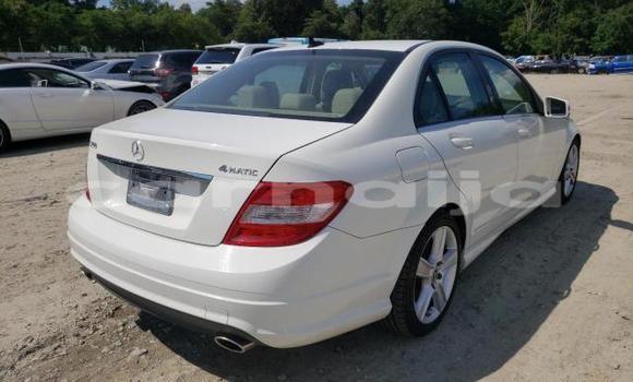 Acheter Neuf Voiture Mercedes-Benz C–Class Blanc à Badagry, État de Lagos Acheter Neuf Voiture Mercedes-Benz C–Class Blanc à Badagry, État de Lagos