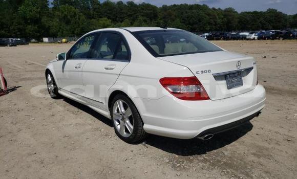 Acheter Neuf Voiture Mercedes-Benz C–Class Blanc à Badagry, État de Lagos Acheter Neuf Voiture Mercedes-Benz C–Class Blanc à Badagry, État de Lagos