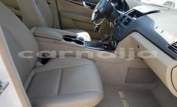 Acheter Neuf Voiture Mercedes-Benz C–Class Blanc à Badagry, État de Lagos Acheter Neuf Voiture Mercedes-Benz C–Class Blanc à Badagry, État de Lagos