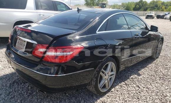 Acheter Neuf Voiture Mercedes-Benz E–Class Noir à Badagry, État de Lagos Acheter Neuf Voiture Mercedes-Benz E–Class Noir à Badagry, État de Lagos