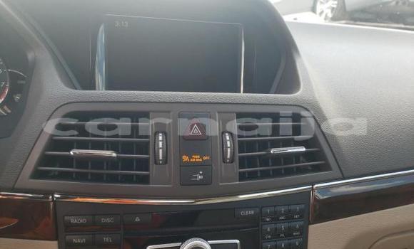 Acheter Neuf Voiture Mercedes-Benz E–Class Noir à Badagry, État de Lagos Acheter Neuf Voiture Mercedes-Benz E–Class Noir à Badagry, État de Lagos