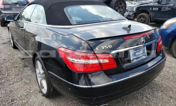 Buy New Mercedes-Benz E–Class Black Car in Badagry in Lagos State Buy New Mercedes-Benz E–Class Black Car in Badagry in Lagos State