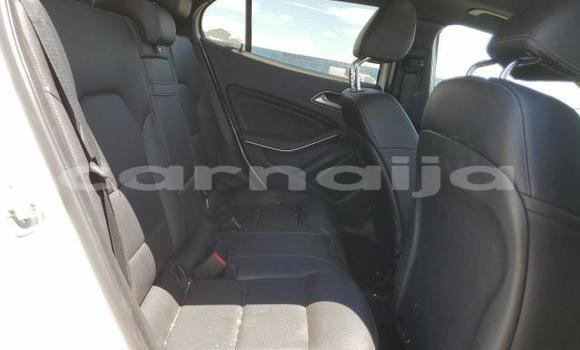 Acheter Neuf Voiture Mercedes-Benz GLA-klasse Blanc à Badagry, État de Lagos Acheter Neuf Voiture Mercedes-Benz GLA-klasse Blanc à Badagry, État de Lagos