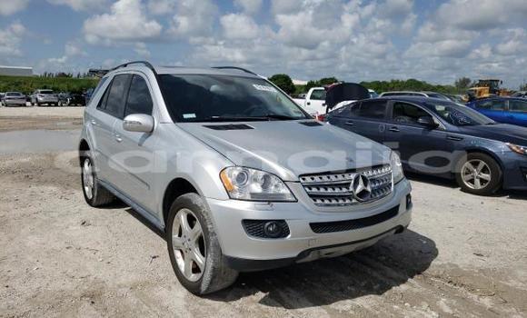 Acheter Neuf Voiture Mercedes-Benz ML–Class Gris à Badagry, État de Lagos Acheter Neuf Voiture Mercedes-Benz ML–Class Gris à Badagry, État de Lagos