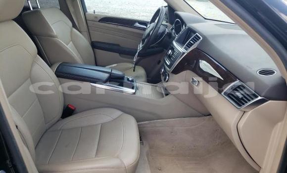 Acheter Neuf Voiture Mercedes-Benz ML–Class Noir à Badagry, État de Lagos Acheter Neuf Voiture Mercedes-Benz ML–Class Noir à Badagry, État de Lagos