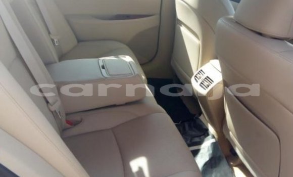 Acheter Import Voiture Lexus ES Rouge à Eket, État d'Akwa Ibom Acheter Import Voiture Lexus ES Rouge à Eket, État d'Akwa Ibom