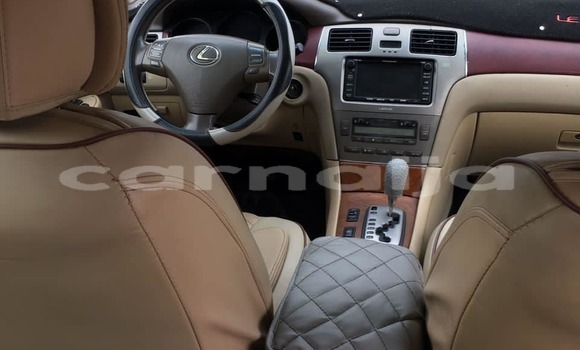 Buy Used Lexus ES White Car in Aba in Abia State Buy Used Lexus ES White Car in Aba in Abia State