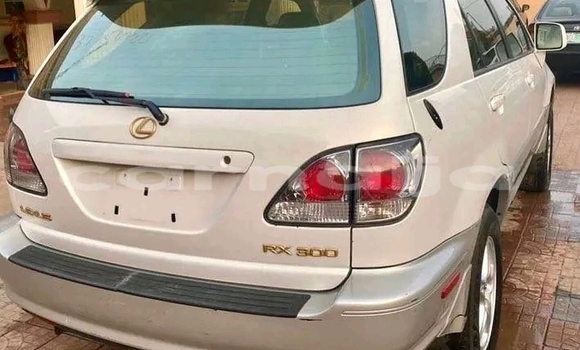 Acheter Occasion Voiture Lexus RX 300 Blanc à Lagos, État de Lagos