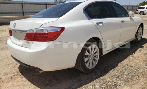 Buy New Honda Accord White Car in Badagry in Lagos State Buy New Honda Accord White Car in Badagry in Lagos State