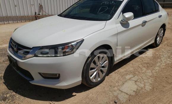 Buy New Honda Accord White Car in Badagry in Lagos State Buy New Honda Accord White Car in Badagry in Lagos State