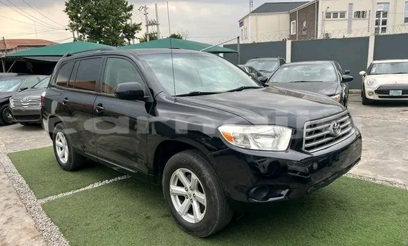 Buy New Toyota Highlander Black Car in Port Harcourt in Rivers State Buy New Toyota Highlander Black Car in Port Harcourt in Rivers State