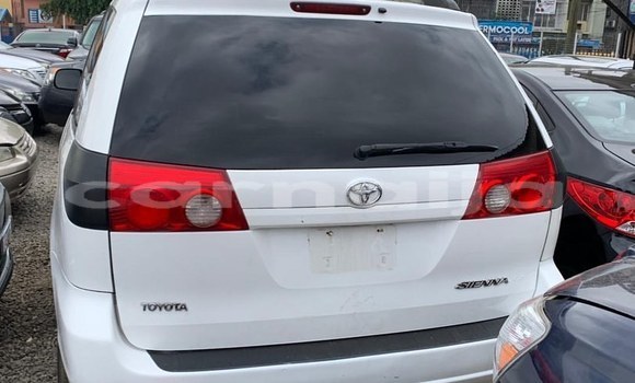 Acheter Occasion Voiture Toyota Sienna Blanc à Lagos, État de Lagos Acheter Occasion Voiture Toyota Sienna Blanc à Lagos, État de Lagos