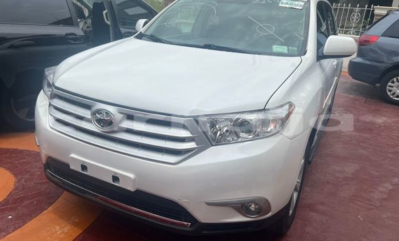Acheter Import Voiture Toyota Highlander Blanc à Lagos, État de Lagos Acheter Import Voiture Toyota Highlander Blanc à Lagos, État de Lagos