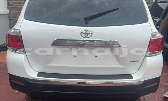 Acheter Import Voiture Toyota Highlander Blanc à Lagos, État de Lagos Acheter Import Voiture Toyota Highlander Blanc à Lagos, État de Lagos