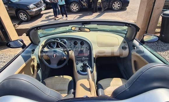 Acheter Import Voiture Pontiac Solstice Bleu à Lagos, État de Lagos Acheter Import Voiture Pontiac Solstice Bleu à Lagos, État de Lagos
