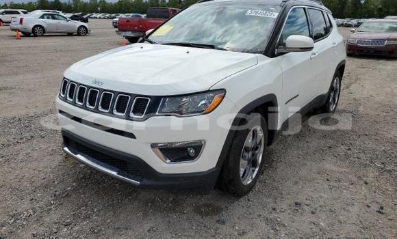 Acheter Neuf Voiture Jeep Liberty Blanc à Badagry, État de Lagos Acheter Neuf Voiture Jeep Liberty Blanc à Badagry, État de Lagos