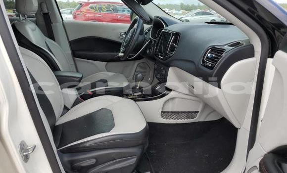 Acheter Neuf Voiture Jeep Liberty Blanc à Badagry, État de Lagos Acheter Neuf Voiture Jeep Liberty Blanc à Badagry, État de Lagos