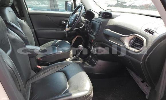 Buy New Jeep Renegade White Car in Badagry in Lagos State Buy New Jeep Renegade White Car in Badagry in Lagos State