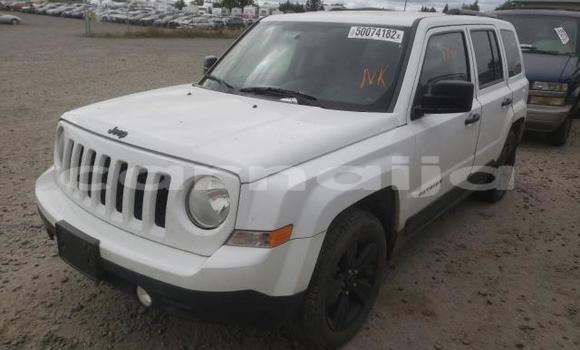 Acheter Neuf Voiture Jeep Patriot Blanc à Badagry, État de Lagos Acheter Neuf Voiture Jeep Patriot Blanc à Badagry, État de Lagos