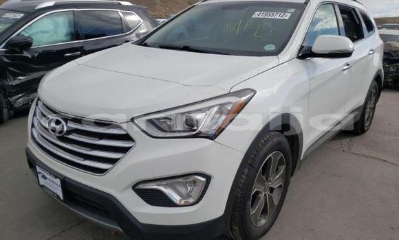 Acheter Neuf Voiture Mercedes-Benz A–Class Blanc à Aguata, État d'Anambra Acheter Neuf Voiture Mercedes-Benz A–Class Blanc à Aguata, État d'Anambra