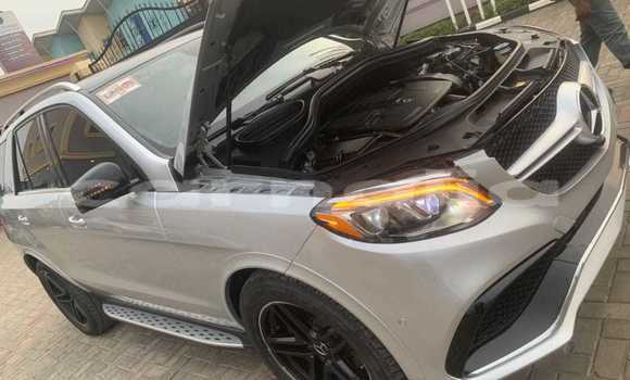 Acheter Occasion Voiture Mercedes-Benz ML–Class Gris à Aba, État d'Abia Acheter Occasion Voiture Mercedes-Benz ML–Class Gris à Aba, État d'Abia