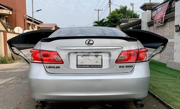 Acheter Occasion Voiture Lexus ES Gris à Lagos, État de Lagos Acheter Occasion Voiture Lexus ES Gris à Lagos, État de Lagos