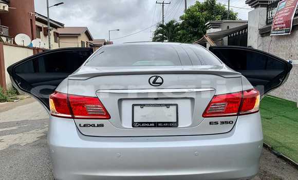 Acheter Occasion Voiture Lexus ES Gris à Lagos, État de Lagos Acheter Occasion Voiture Lexus ES Gris à Lagos, État de Lagos