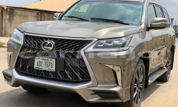 Acheter Occasion Voiture Lexus LX 570 Marron à Lagos, État de Lagos Acheter Occasion Voiture Lexus LX 570 Marron à Lagos, État de Lagos