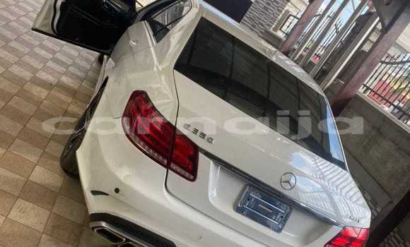 Acheter Occasion Voiture Mercedes-Benz E-klasse Blanc à Lagos, État de Lagos Acheter Occasion Voiture Mercedes-Benz E-klasse Blanc à Lagos, État de Lagos